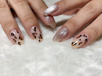 サロンドフォーエイチ(salon de 4H)/一度はやりたい！ヒョウ柄ネイル
