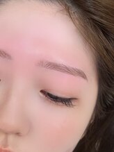 アテプラス(ate+)/眉スタイリング