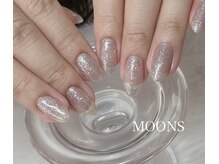 ムーンズ(Moon's)/