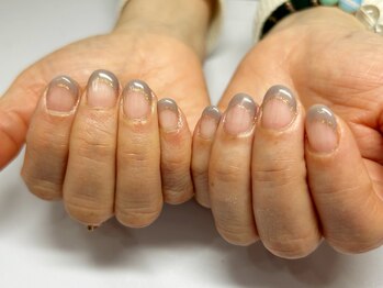 フレンチネイル　ラメライン追加