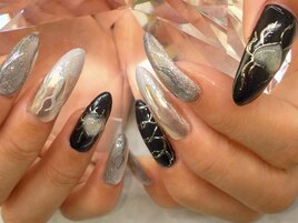 ぷっくりハートネイル