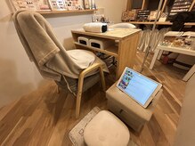 プレッジ ネイル(pledge NAIL)の雰囲気（iPad貸し出しでお子様連れも◎ ベビーカーも入れます！）