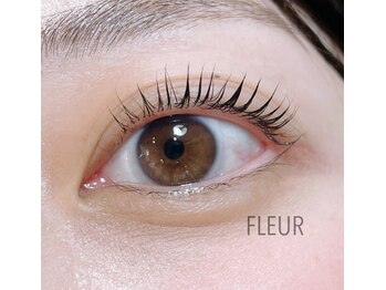 フルーレ(FLEUR)/まつ毛パーマ