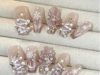 ミュウミュウ(miumiu)/冬限定ネイル特集