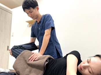(姿勢矯正・骨盤矯正専門)縁～en～整体院 貝塚院【10月中OPEN（予定）】の写真/【腰痛ケア1,500円】つらい腰をスッキリ！動きやすく快適な毎日へ