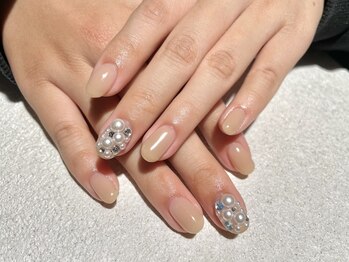 大人キラキラネイル