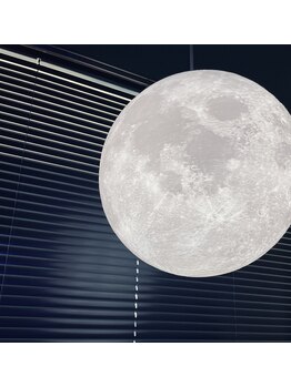宙 泉中央ルネサンス店(そら)/宇宙をイメージした空間