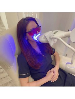 ホワイトニングサロン アース 福知山店(EARTH)/LEDライト照射