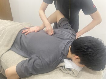 効くラボ 梅田店の写真/23時迄/メンズ歓迎店【仕事疲れを癒す”深圧筋膜リリースボディほぐし”で整う】姿勢改善ボディメイクも♪