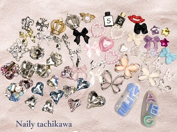 ネイリー 立川店(Naily)の写真/【パーツ付け放題★120分8,500円】パーツ持込OK！海外パーツ・推しパーツ・りぼん・ハート・キャラ！