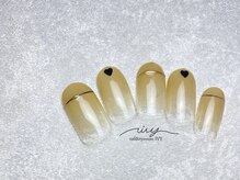 アイヴィー(IVY)/グラデーション ハートネイル