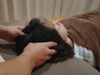 ビーラボ 武蔵小山店の写真/【武蔵小山駅徒歩5分】頭部を揉み解し,目の疲れや首肩コリを改善!!本格施術をリーズナブルな価格でご提供☆