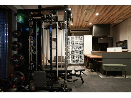 シルエット 四日市(SILHOUETTE)の写真