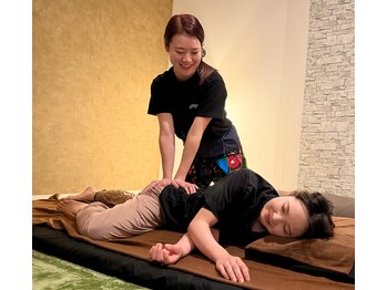 アジエスタ 新静岡駅前店(ASIESTA)/腰痛にお悩みの方