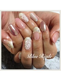 話題のメタリック入荷しました☆