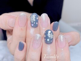 シンプルアートのseasonネイル