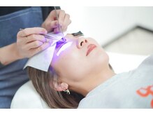 LEDエクステ導入店♪低刺激★最長8週間の高持続！！