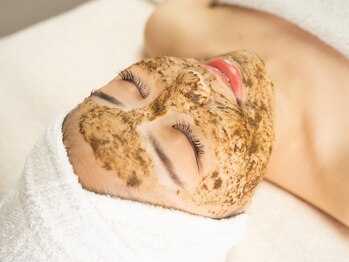 ステムサロン(stem salon)の写真/【すっぴんもキレイに♪】どうすれいいかわからない小さな肌悩みにも◎ハーブピーリングで肌質改善！