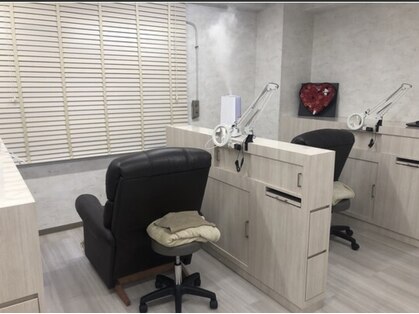 エメローズ 池袋店(AIMEROSE)の写真