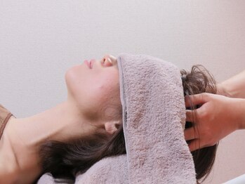 アロマケアサロン キリン(KIRIN)の写真/在宅勤務や家事、スマホ疲れで凝り固まった首肩や目の疲れに☆頭の疲労感を解消したい方にオススメ!