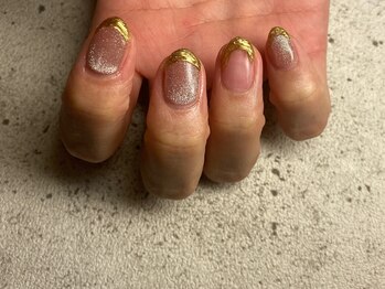 ネイルサロン フィフスアベニュー(Fifth Avenue)/マグネット　ミラー