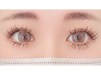 クリア アイラッシーズ アンド ネイルサロン シャイン(CLEAR & SHINE)/上下フラットラッシュ追加