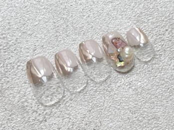 エストリブレ(estLivre)/ミラー&パールビジューネイル