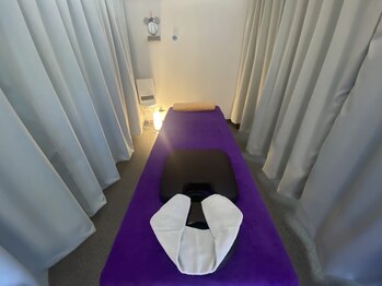 ほぐし屋 ガッツ/ベッド