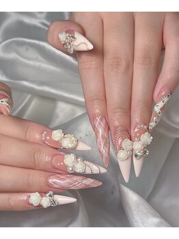 リラ ネイルスタジオ(LEELA NAIL STUDIO)の写真/【伏見駅5分】持ち込みOK♪やり放題で理想のトレンドネイル