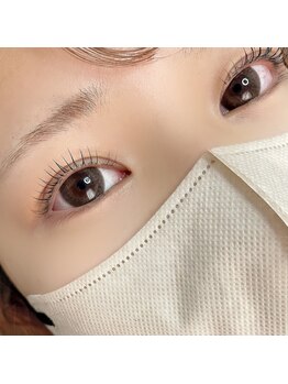 カミエユニ(Kamie-uni-)の写真/初めてのまつ毛パーマも安心！理想の目元をご相談ください♪