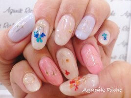 【押し花ネイル】