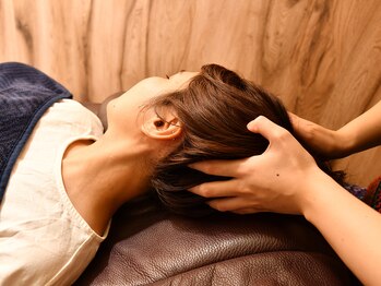 眠りの森 ヒビキ(hibiki)/STEP5 ドライヘッドスパ