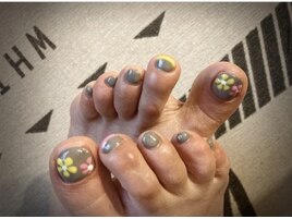 カラフルお花ネイル