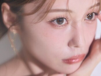 ロレインアイ 梅田芝田店の写真/【こだわり抜いた高品質な商材のみ使用】ダメージケアできるトリートメントも◎持続力抜群×自まつ毛ケア♪