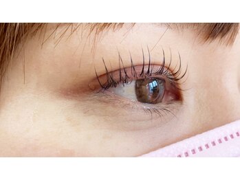 クレー(Klee)/パリジェンヌラッシュリフト