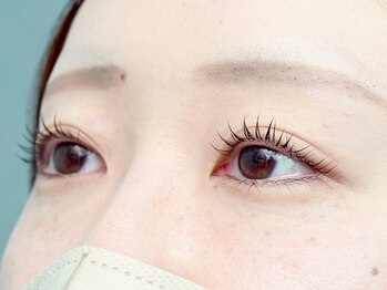 モストアイズ 調布(most eyes)の写真/【難しいまつ毛・癖ある眉毛のお悩みにも◎】パリジェンヌ¥5200・アイブロウスタイリング(wax+間引き)¥4800