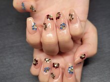 チーネイル(CHIII NAIL)/ストーンフラワーネイル