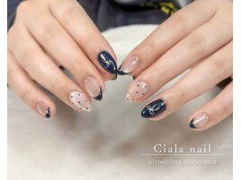 ネイビーネイル