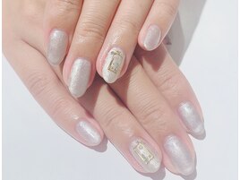 綺麗め上品ネイル