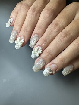 ホワイトで可愛らしく