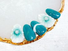 ルアナ(Luana.)/ぷっくりフラワーネイル