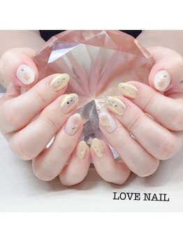 ラブネイル(LOVE NAIL)/イエロー&チョリップネイル