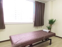 完全個室のプライベートサロン。人目を気にせず、ゆったりと。