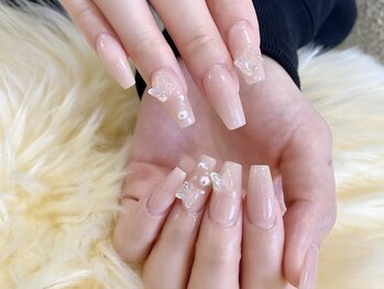 ネイビー(Naivy)/