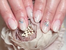 ロゼリネイル(Roseri nail)