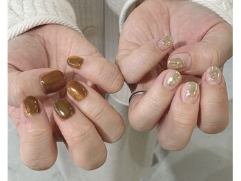 左右非対称デザイン