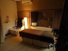 柚香 東金(ユズカ)の雰囲気（施術中はダウンライトでゆったり落ち着いた空間に）