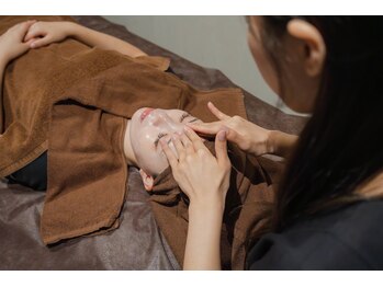 オアシス カナヤマ(Oasis kanayama)/【小顔フェイシャル】