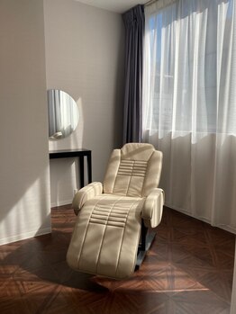 アナスタシア ミアレ 青山店の写真/表参道・青山【眉専門】上質でゆったりとしたプライベート空間で眉に向き合えます♪眉にこだわり21年★