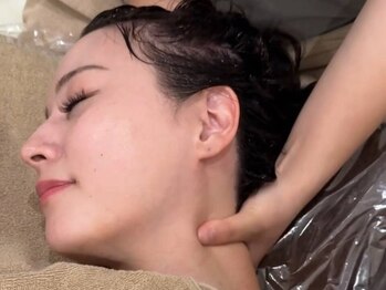 女神デトックス 美浜店(女神DETOX)の写真/施術後も体の内側からポカポカ続く♪当店の滝汗ゲルマで発汗を促し、むくみ・疲れをスッキリ解消◎